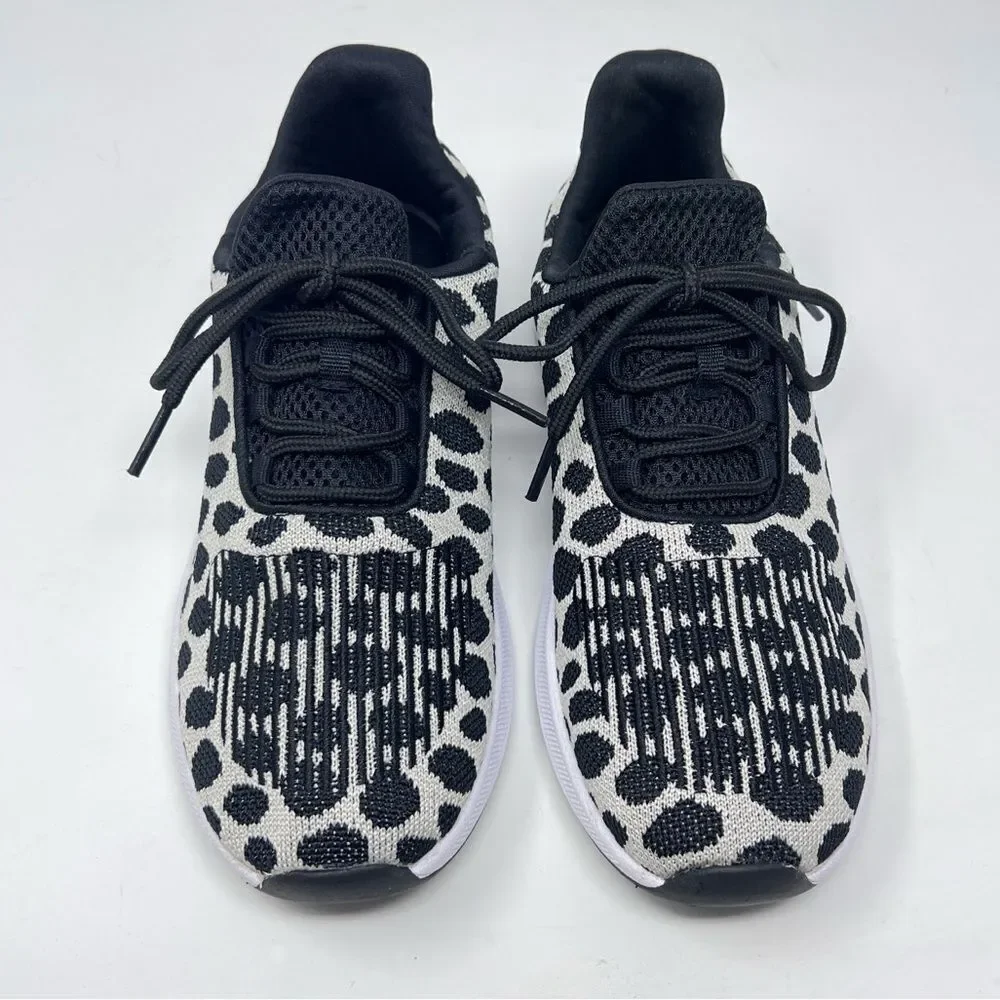 Athletic Works Women's Soft Running Athletic Sneaker 6.5 Black White